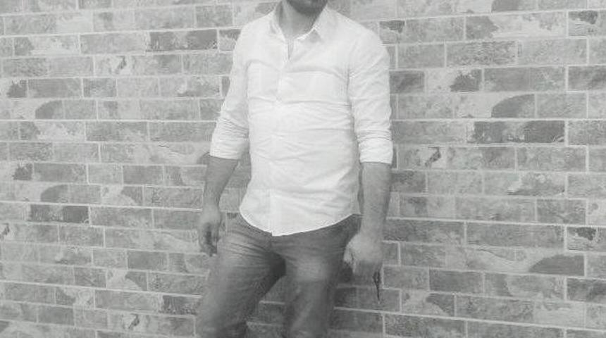 Parkta kafasına ateş ederek intihar etti