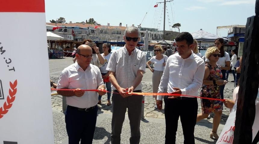 Fo&ccedil;a&rsquo;da dikkat &ccedil;eken sergi