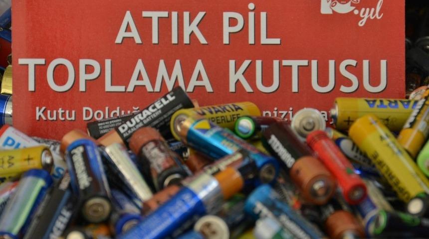 Konak&rsquo;ta rekor atık pil başarısı
