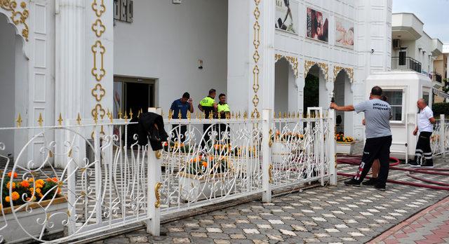 Turistlerin bulunduğu hamamda yangın