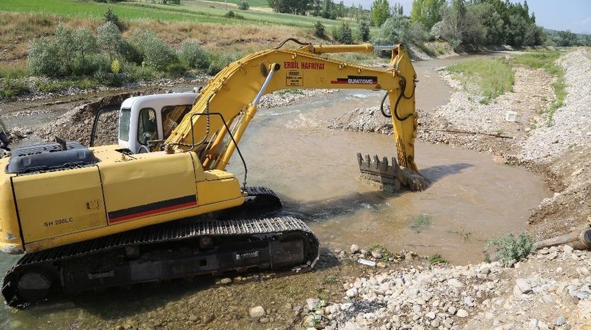 Kırsal Mahallelerde Sulama Bendi Ve Yol &Ccedil;alışması