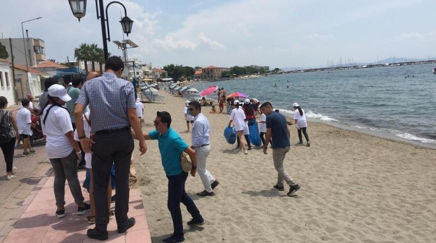 &Ccedil;andarlı kıyılarından 150 kilogram atık &ccedil;ıktı