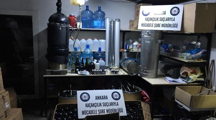Ankara polisinden sahte alkol &uuml;retim tesisine baskın