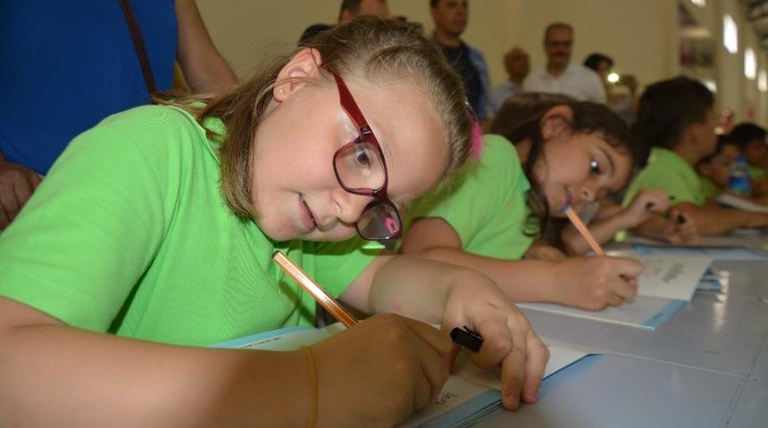 Söke’de 473 çocuk yazar imza günü heyecanı yaşadı