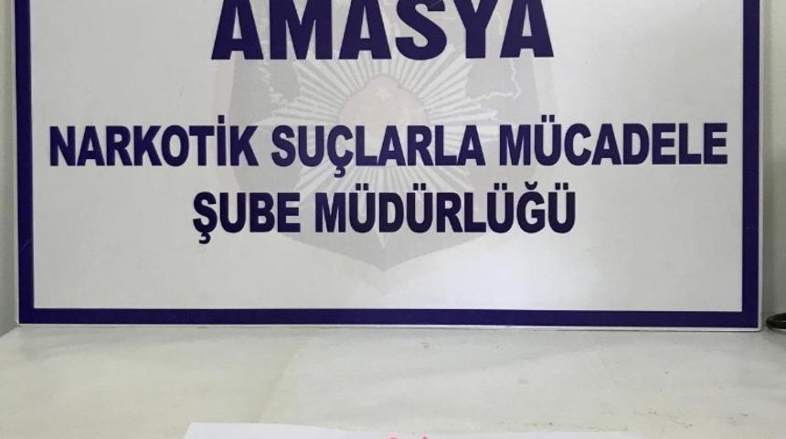 Amasya&rsquo;da uyuşturucu operasyonu: 4 g&ouml;zaltı
