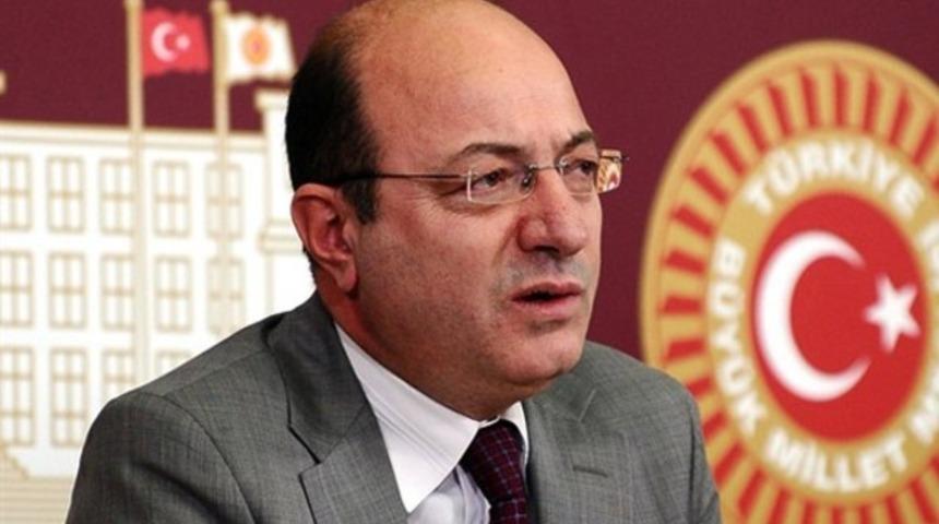 CHP'li Cihaner: Sezer eşi başörtülü Durmuş Yılmaz'ı atamıştı