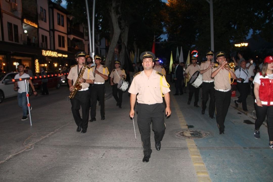 Fener alayı y&uuml;r&uuml;y&uuml;ş&uuml; yapıldı