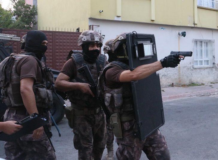 Adana'da terör operasyonu G1