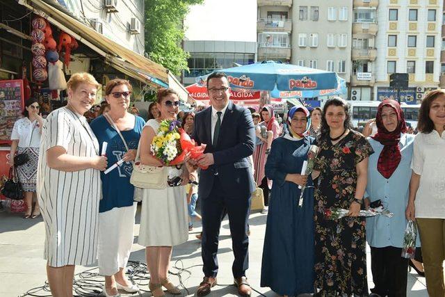 Mustafakemalpaşa HEM yılsonu sergisi açıldı