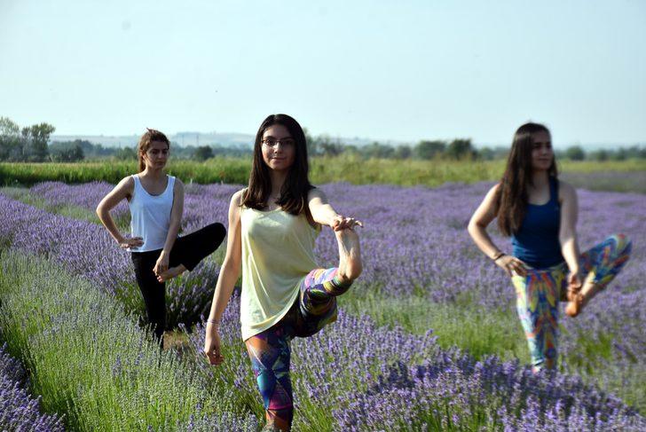 Makinesini alan oraya koştu! Edirne fotoğraf stüdyosuna döndü G5