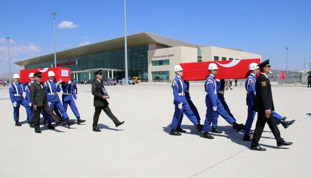 Tunceli şehitleri, memleketlerine uğurlandı