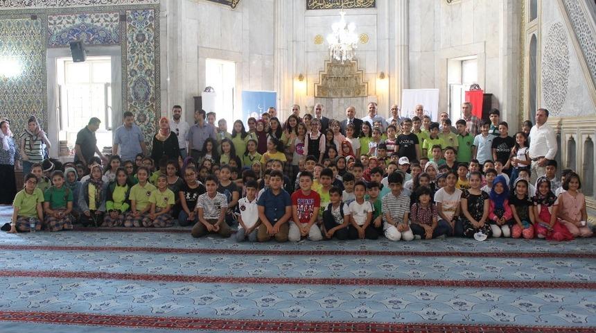 Elazığ’da okul ve cami buluşması
