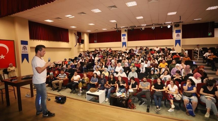 Erzincan Belediyesinden öğrencilere destek