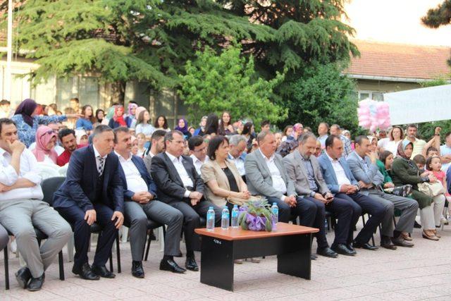 Çan Anadolu Lisesi’nde mezuniyet coşkusu