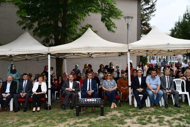 Halk Eğitim Merkezinden yıl sonu sertifika töreni