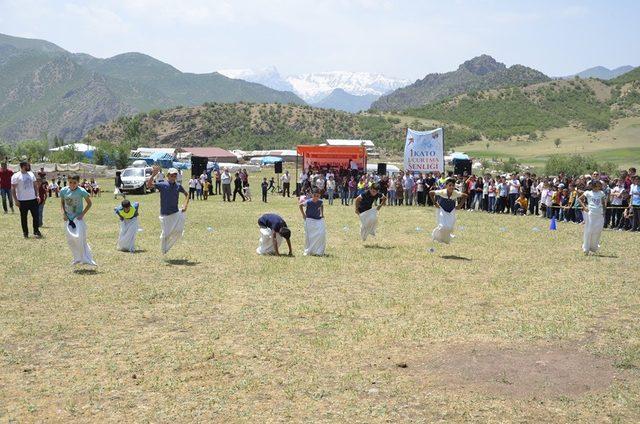 Kato Dağı’nda uçurtma şenliği  düzenlendi