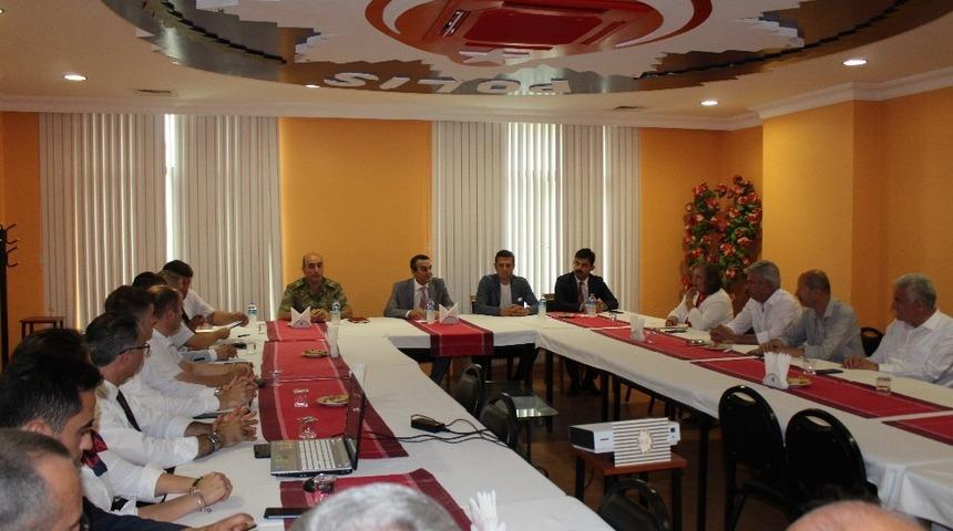 İl&ccedil;e g&uuml;venlik ve muhtarlar toplantısı yapıldı