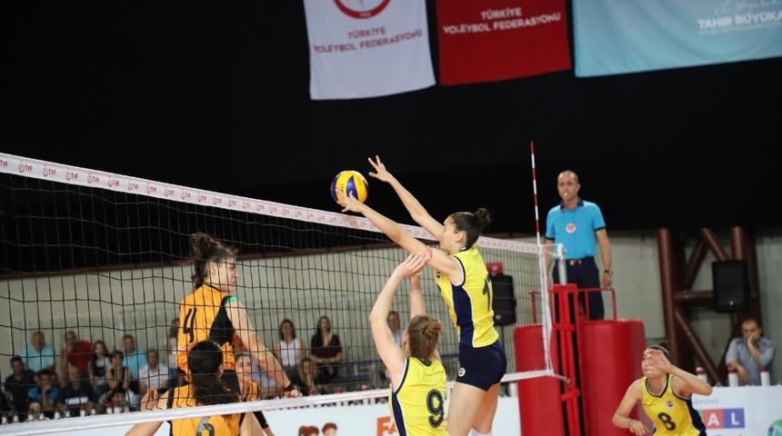 Voleybol Yıldız Kızlar Kategorisi&rsquo;nde elemeli final zamanı