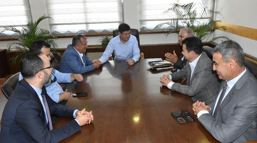 Aydınlılar Derneği&rsquo;nden Başkan &Ouml;zcan&rsquo;a &lsquo;hayırlı olsun&rsquo; ziyareti