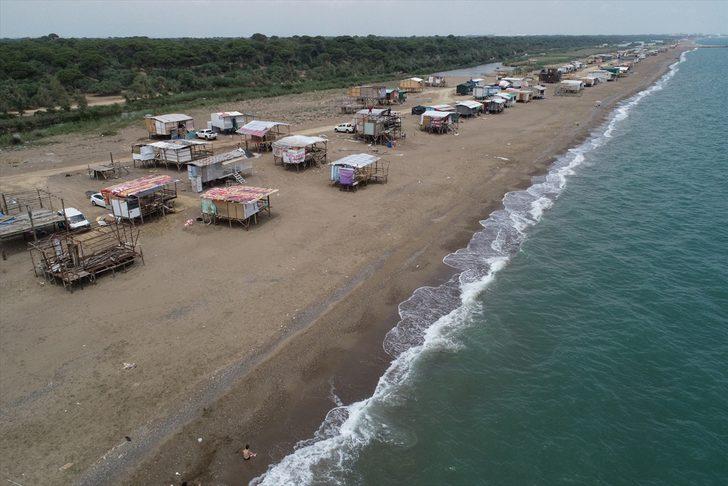 Antalya'da 5 yıldızlı otellerin yanı başında 'çardaklı' tatil! Gören şaşırıyor G1