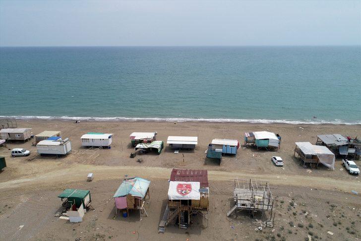 Antalya'da 5 yıldızlı otellerin yanı başında 'çardaklı' tatil! Gören şaşırıyor G4