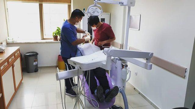 Şuhut Devlet Hastanesinde 2 doktor göreve başladı