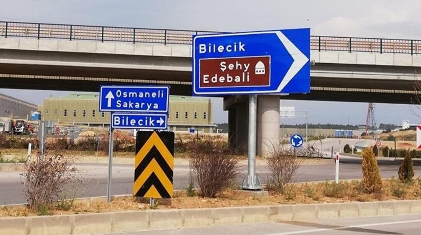 Çok konuşulan tabela değiştirildi