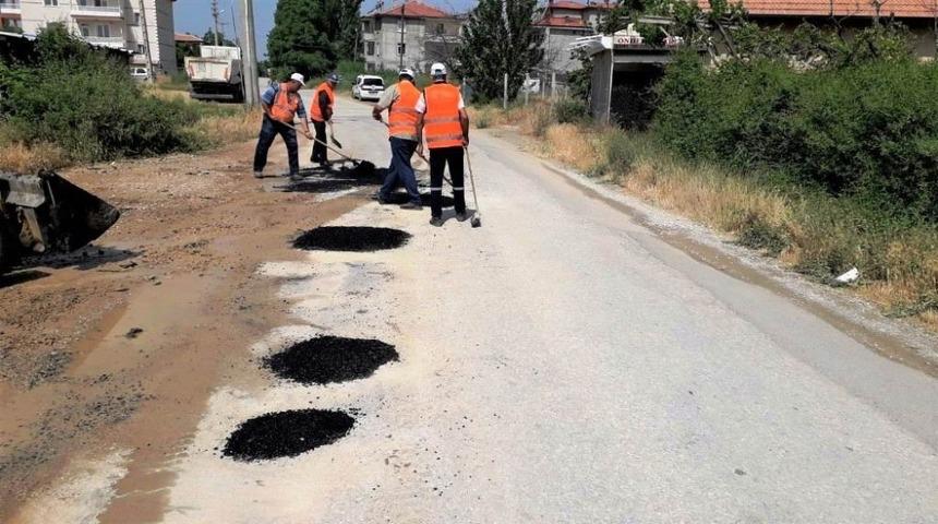 Ereğli Belediyesi yol yapım ve onarım &ccedil;alışmalarını s&uuml;rd&uuml;r&uuml;yor