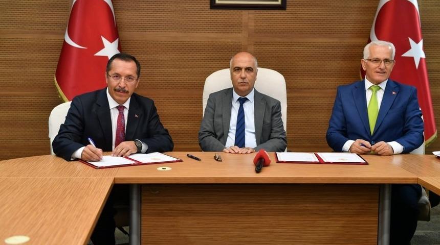 PA&Uuml; eğitimin gelişmesi adına &ouml;nemli bir iş birliğine gitti