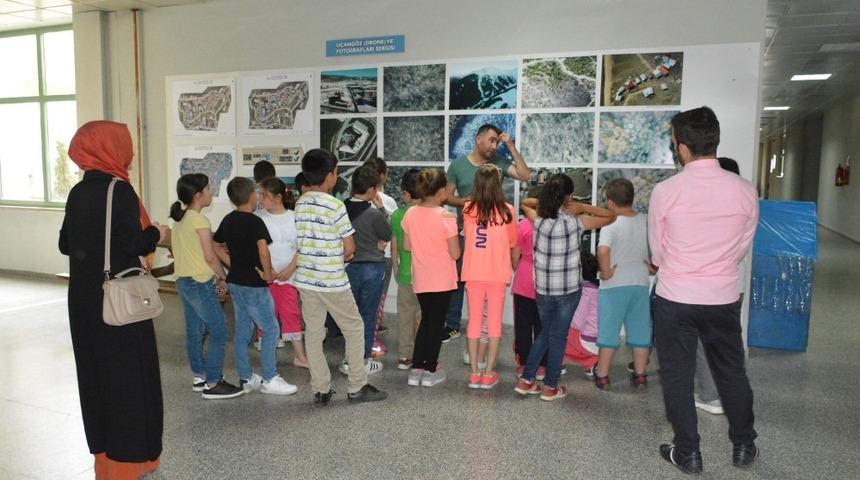 İlkokul &ouml;ğrencileri Orman Fak&uuml;ltesini ziyaret etti