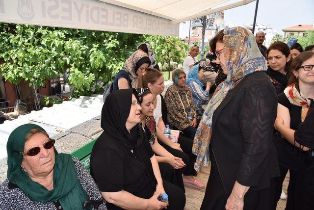 MHP eski Manisa İl Başkanı Ziya Elmalı, son yolculuğuna uğurlandı