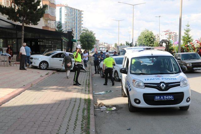 Zincirleme kaza kameralara yansıdı