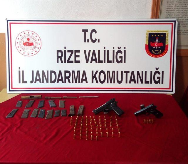 Rize'de ruhsatsız silah atölyelerine operasyon: 2 gözaltı <br />
