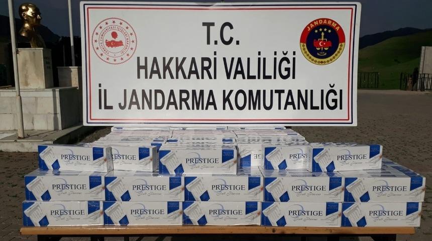 Y&uuml;ksekova&rsquo;da 2 bin paket ka&ccedil;ak sigara ele ge&ccedil;irildi