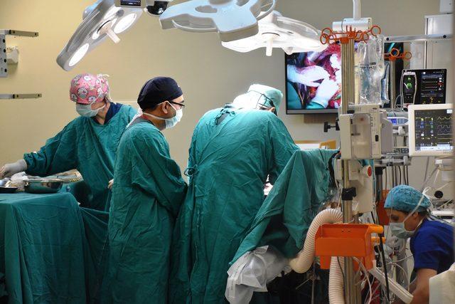 Malatya'da, 5 hastaya eş zamanlı karaciğer nakli operasyonu başarıyla tamamlandı (2)- Yeniden