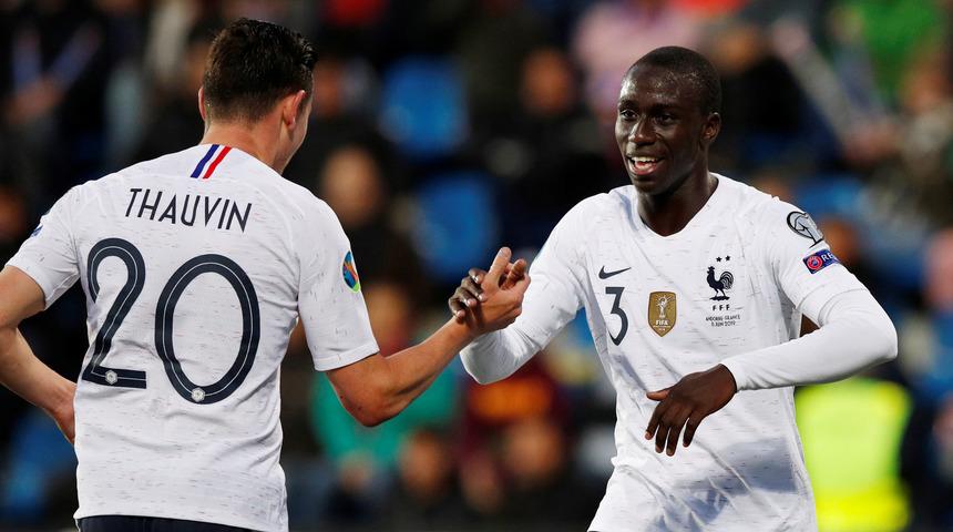 Real Madrid Ferland Mendy ile 6 yıllık s&ouml;zleşme imzaladı