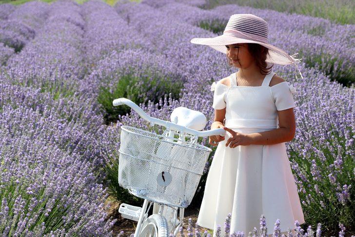 Makinesini alan oraya koştu! Edirne fotoğraf stüdyosuna döndü G4