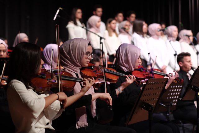 Başakşehir M&uuml;zik Akademisi&rsquo;nden m&uuml;zik ziyafeti 1