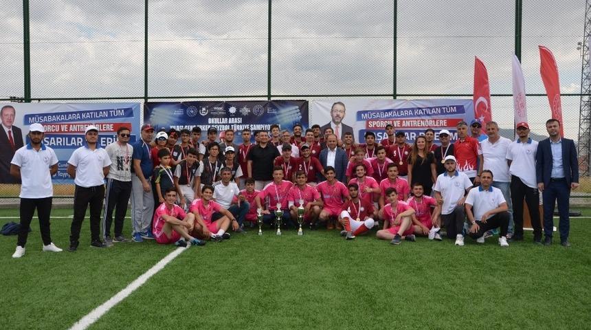 Beyzbol&rsquo;da Şampiyon İzmir Oldu