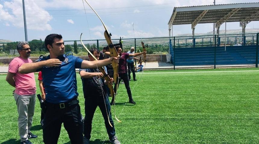 Özvatan’da Okçuluk Şampiyonası Başladı