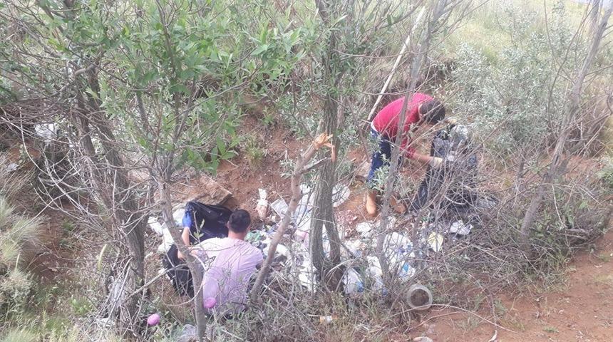 Dumlupınar’da piknik alanları temizleniyor