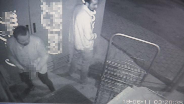 3 kişi marketin önüne tuvaletini yapıp, karpuz çaldı! G4