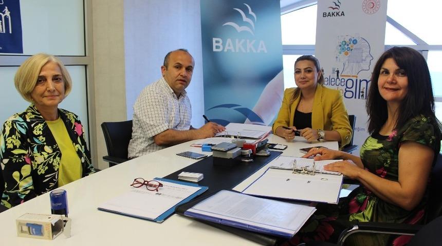 Bağımlılığı değil hayatı se&ccedil; projesi t&ouml;renle imzalandı