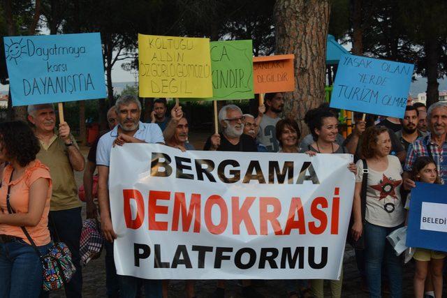 Bergama daki yasağa piknikli protesto 4