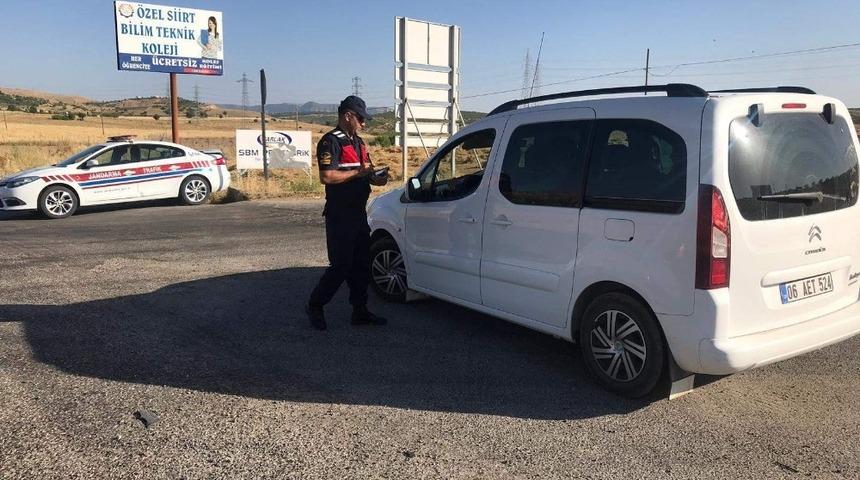 Siirt&rsquo;te &ccedil;eşitli su&ccedil;lardan aranan 3 şahıs yakalandı
