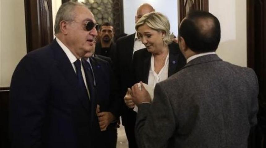 L&uuml;bnan'da baş&ouml;rt&uuml;s&uuml; krizi