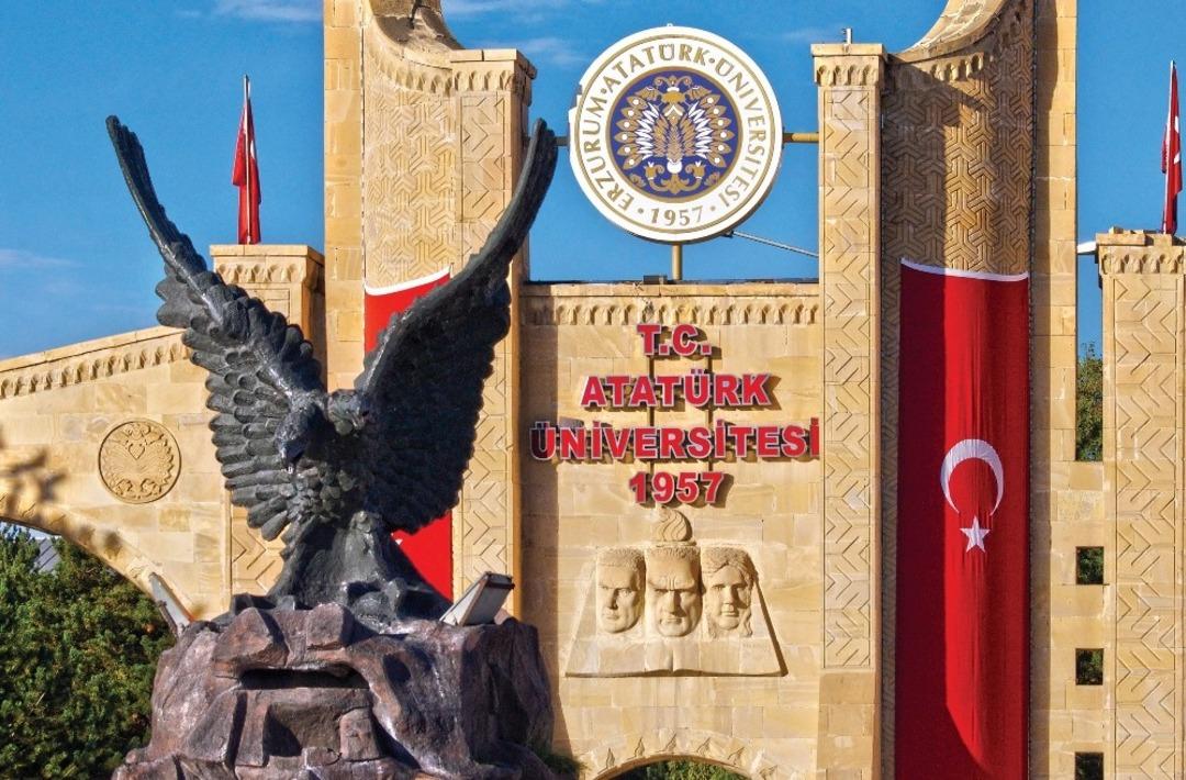 Atat&uuml;rk &Uuml;niversitesi 8 alanda İlk 500 arasında