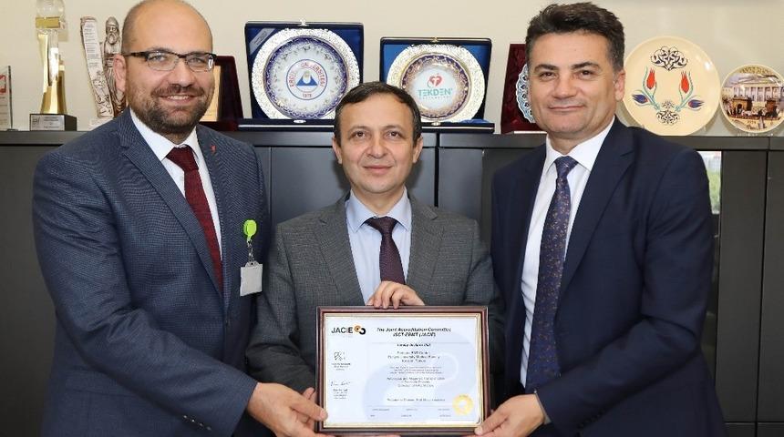 ER&Uuml;&rsquo;ye D&uuml;nyanın her yerinden hasta gelecek