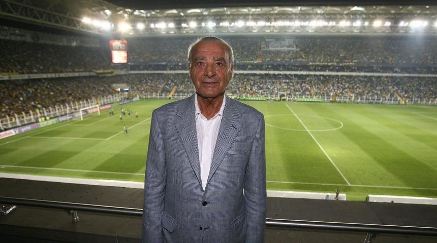 Fenerbah&ccedil;e'nin eski futbolcusu Şeref Has hayatını kaybetti