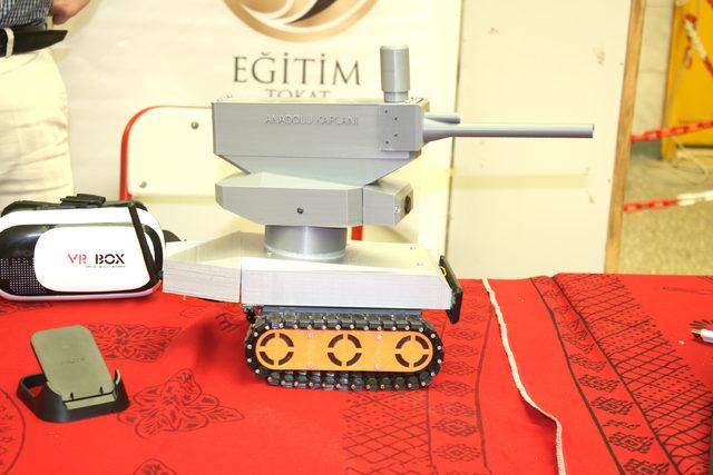 14 yaşındaki öğrenci askeri müdahale robotu yaptı
